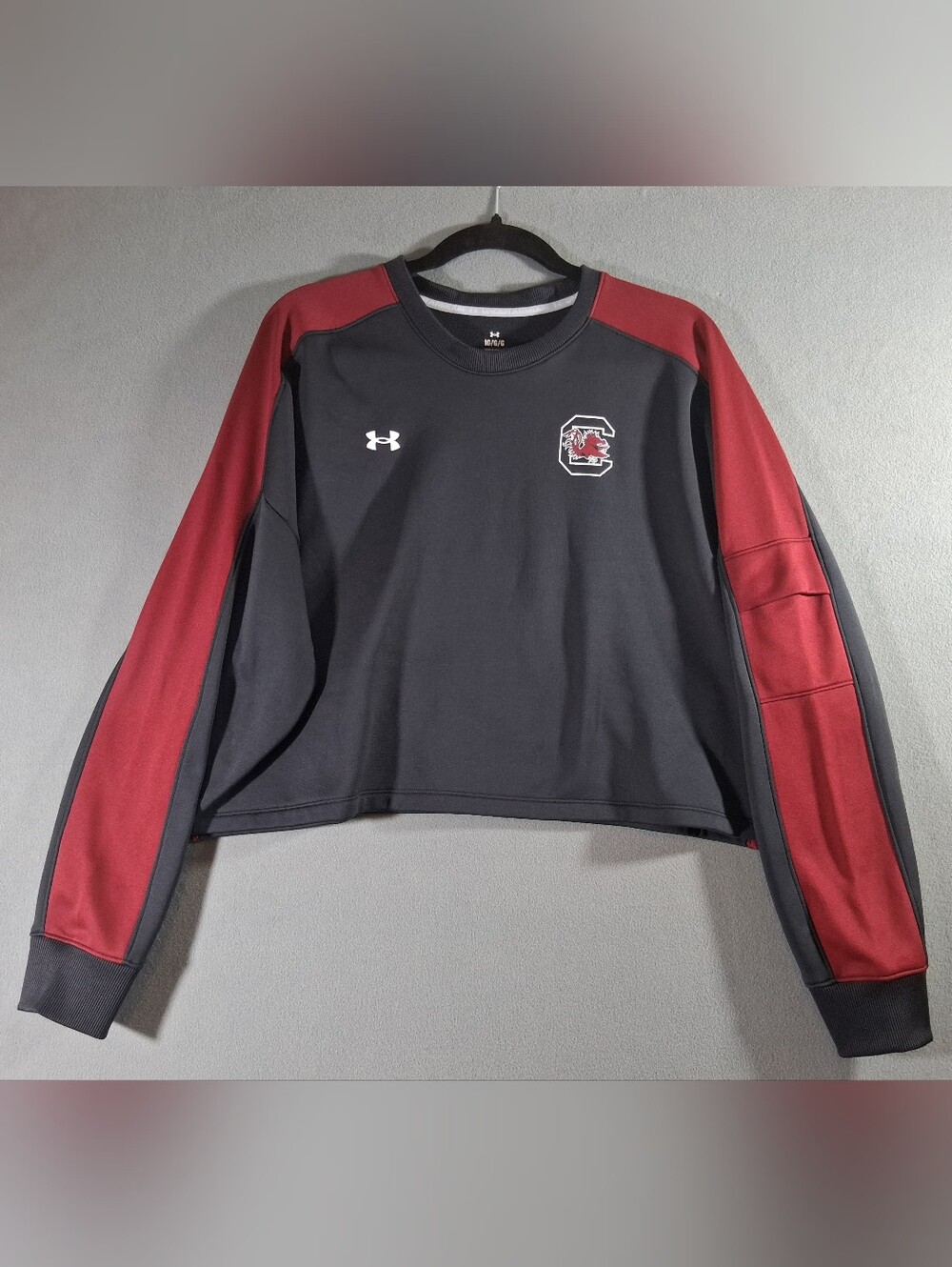 Women's Large Cropped Under Armour Carolina Sweatshirt SEC College Football